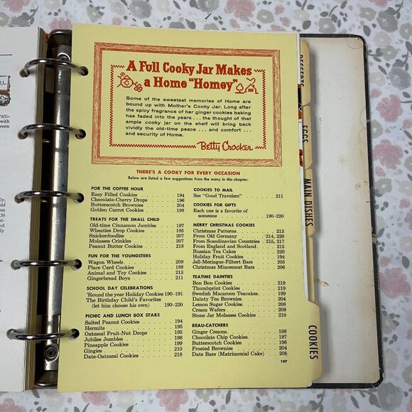 Vintage Betty Crocker's Picture Cookbook - Hardcover - 1956 - Picture 10 of 16